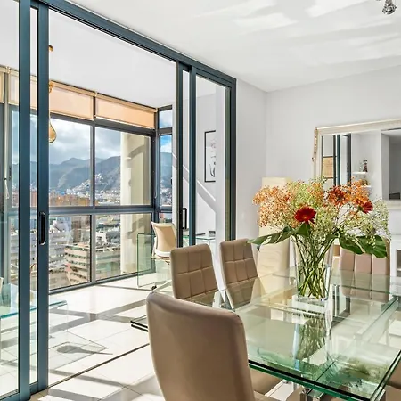 Appartamento Luxury Flat In Skyscraper *